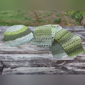 New crochet hat and scarf set